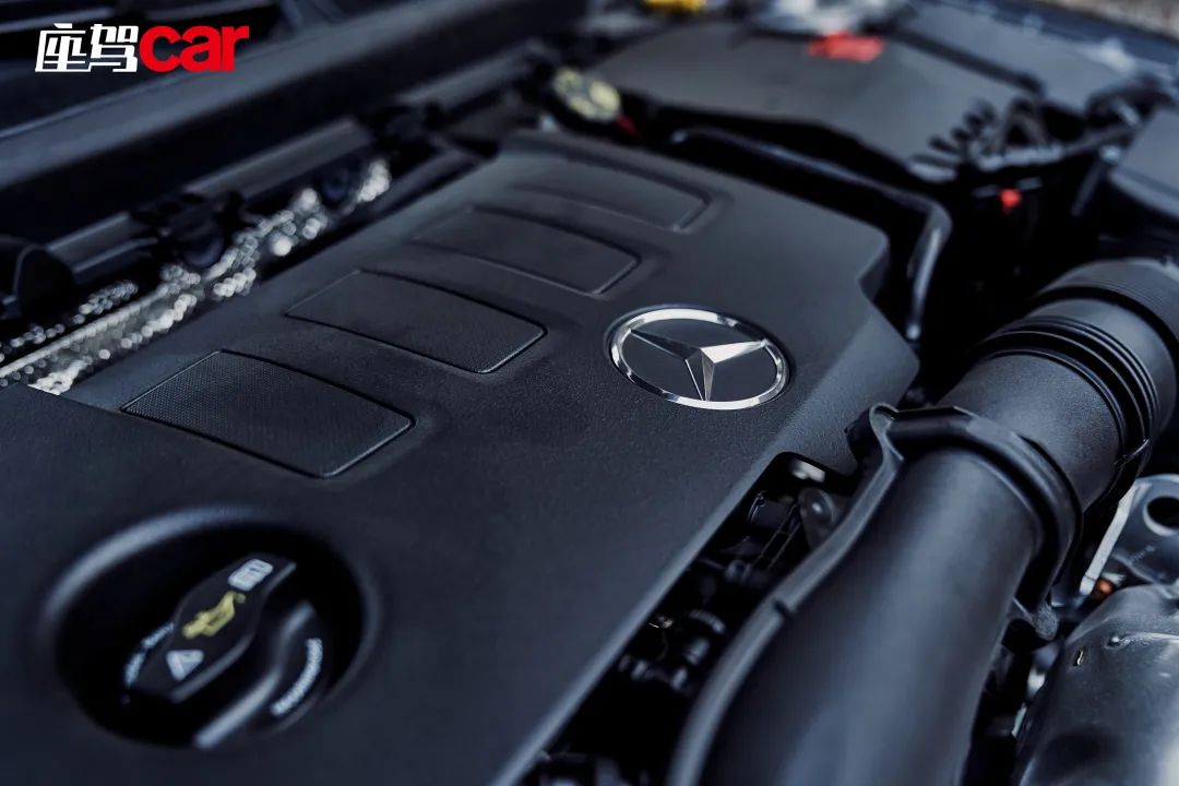 奔驰cla260落地价,奔驰轿跑两门2.0t