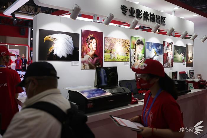 微单相机推荐2021佳能,佳能半画幅新镜头