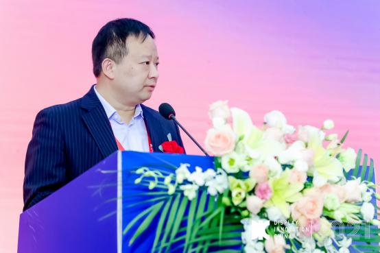 中国大陆显示屏范围跃居全球首位,中国大陆整体经济