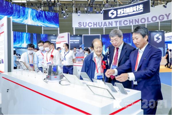 中国大陆显示屏范围跃居全球首位,中国大陆整体经济