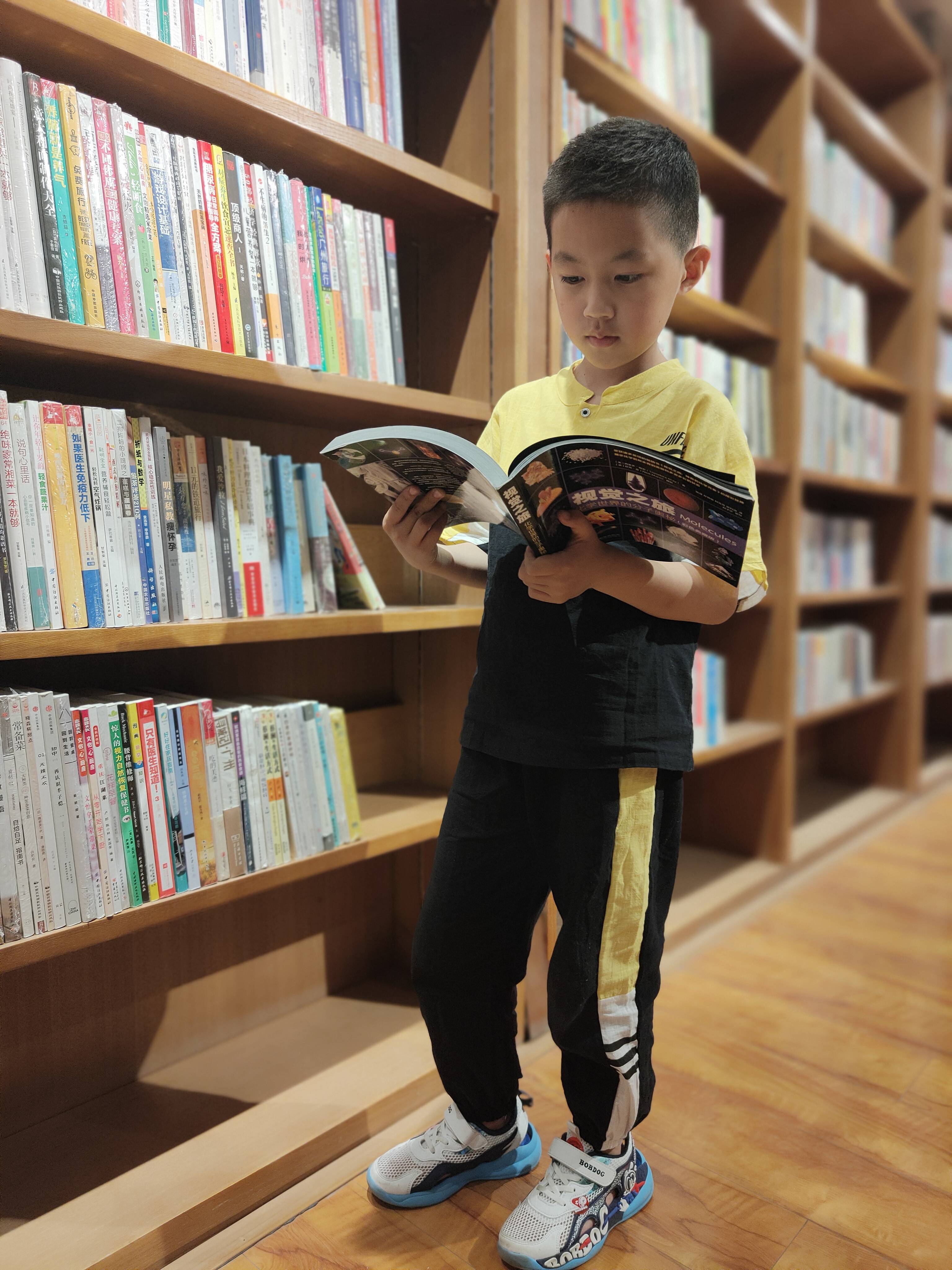 莱山区实验小学宫御航：要当莫言一样的大作家（附视频）