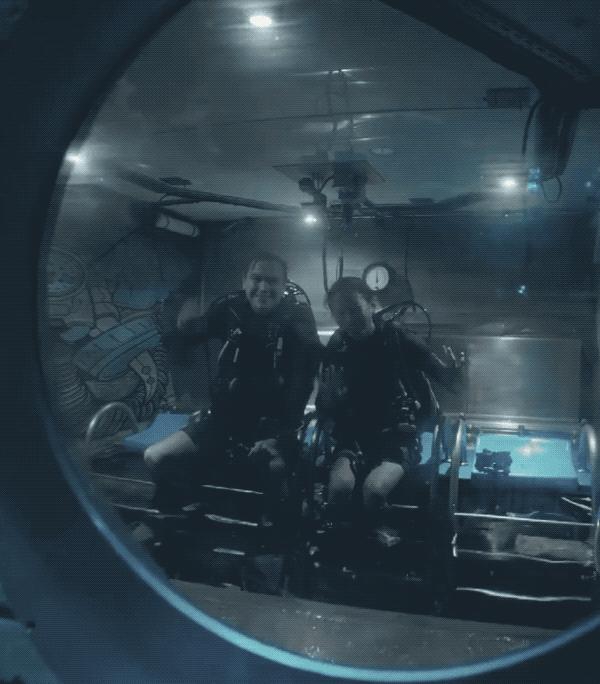 迪拜最深游泳池有鱼吗,世界最深的游泳池怎么去