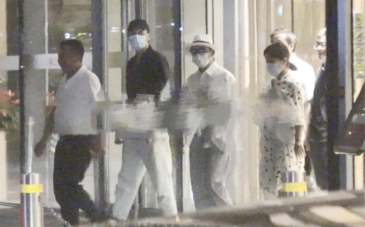 王宝强打扮全集,王宝强面容沧桑略微发福