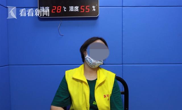 女子家中名牌包被偷,家中11个名牌包变赝品