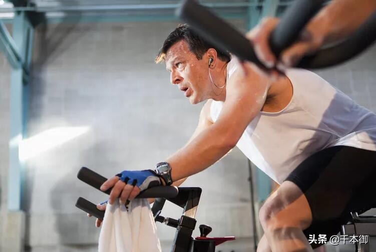 骑行摩托车真的能减肥吗,骑摩托车能瘦吗