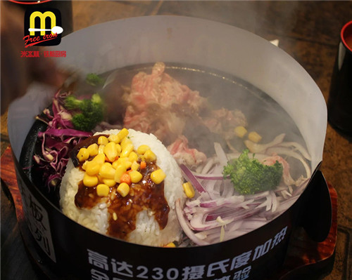 真实揭秘：一天卖出上万的铁板烧饭，里面到底有什么秘密？