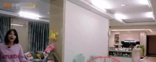 买超独宠娇妻，为爱妻准备专属浴室和桑拿房，家里大到能“迷路”