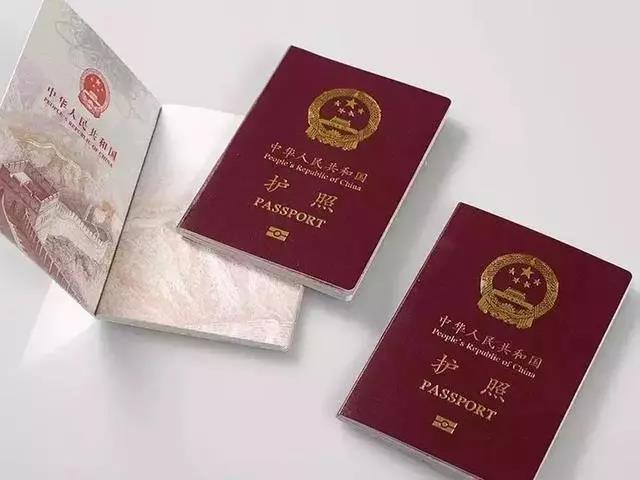 更换新护照后澳洲的签证怎么弄,更换护照上面的工作签证怎么办