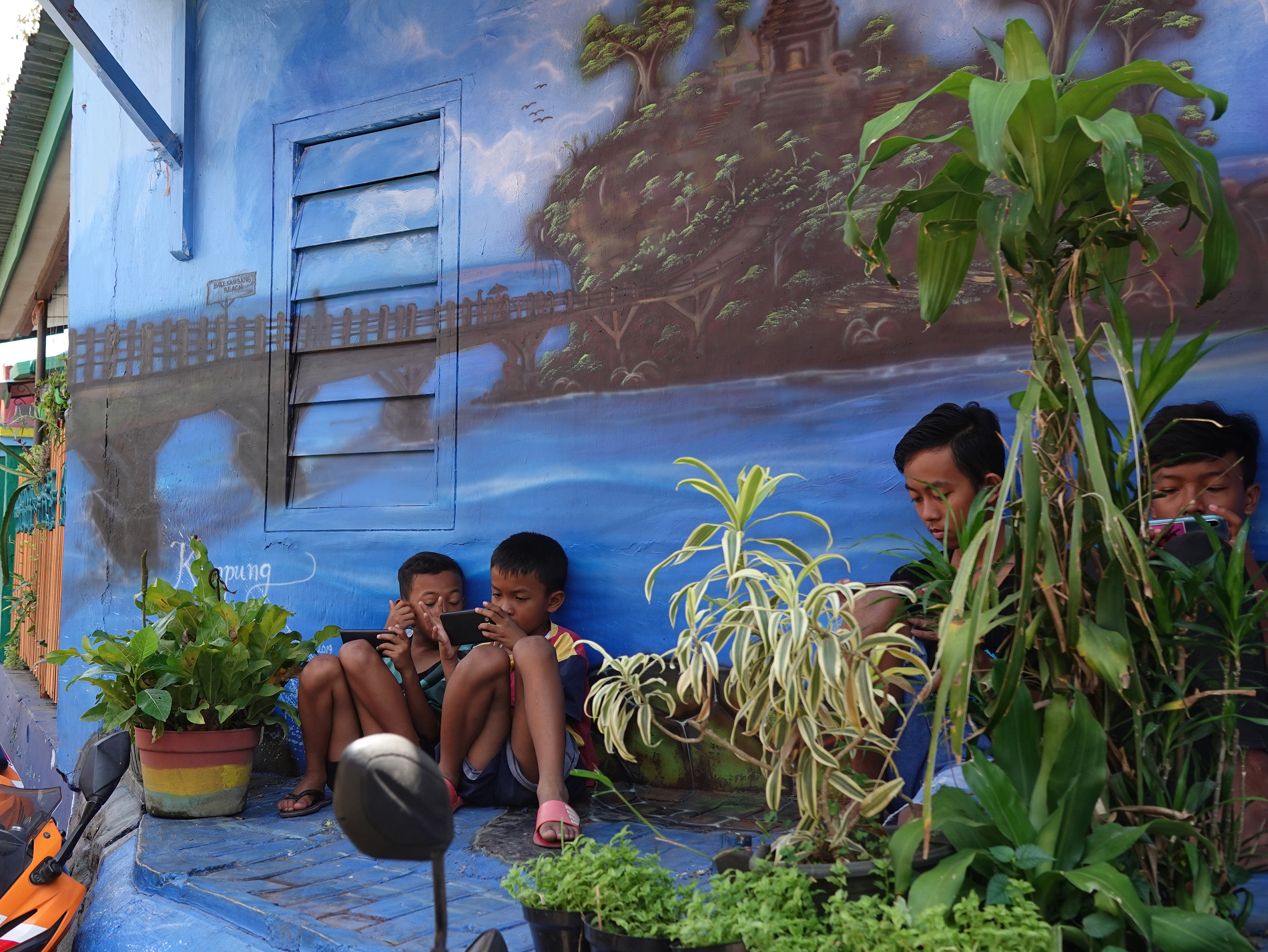 璐皯绐熸渶缇庡僵铏规潙,鍗板凹褰╄櫣鏉戣传姘戠獰