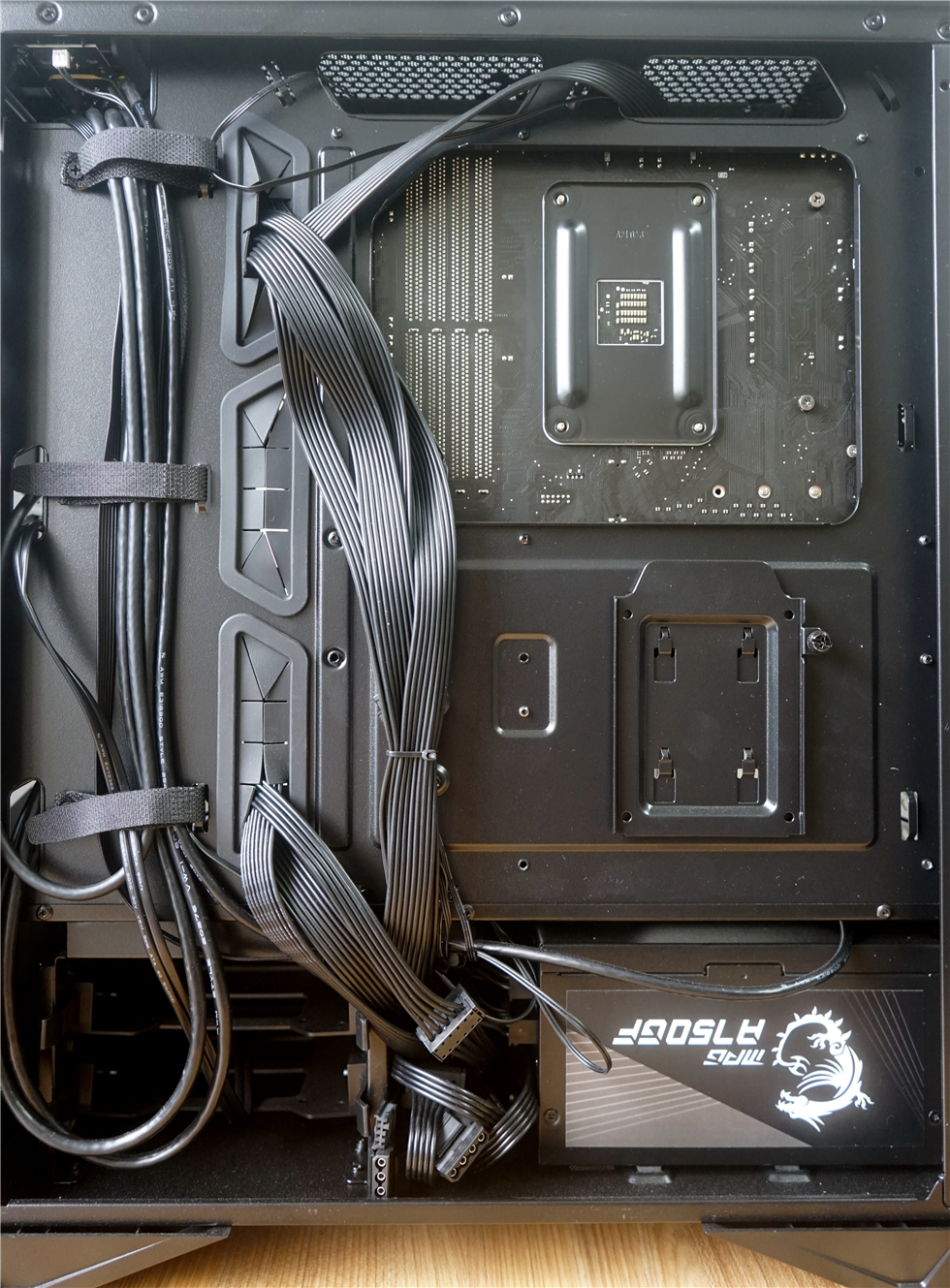 msi微星宙斯盾aegisti5,微星宙斯盾z5冷游戏机