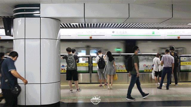 上海地铁一日游美食攻略,上海地铁2号线哪一站美食多