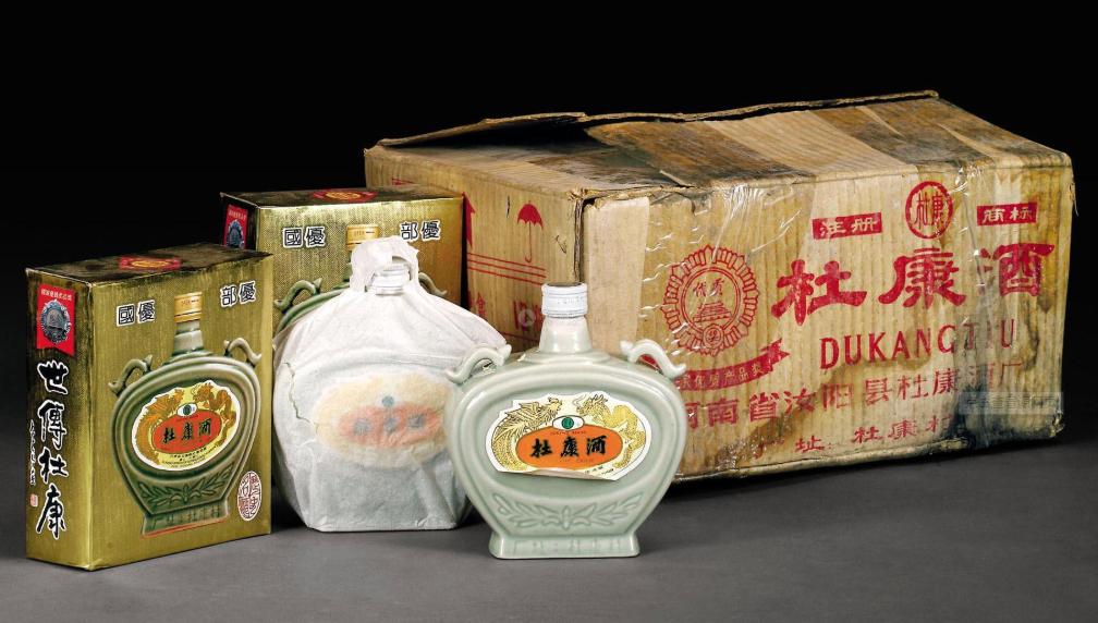 河南酒大“内斗”，让一代酒王没落，如今在白酒界连二线都算不上