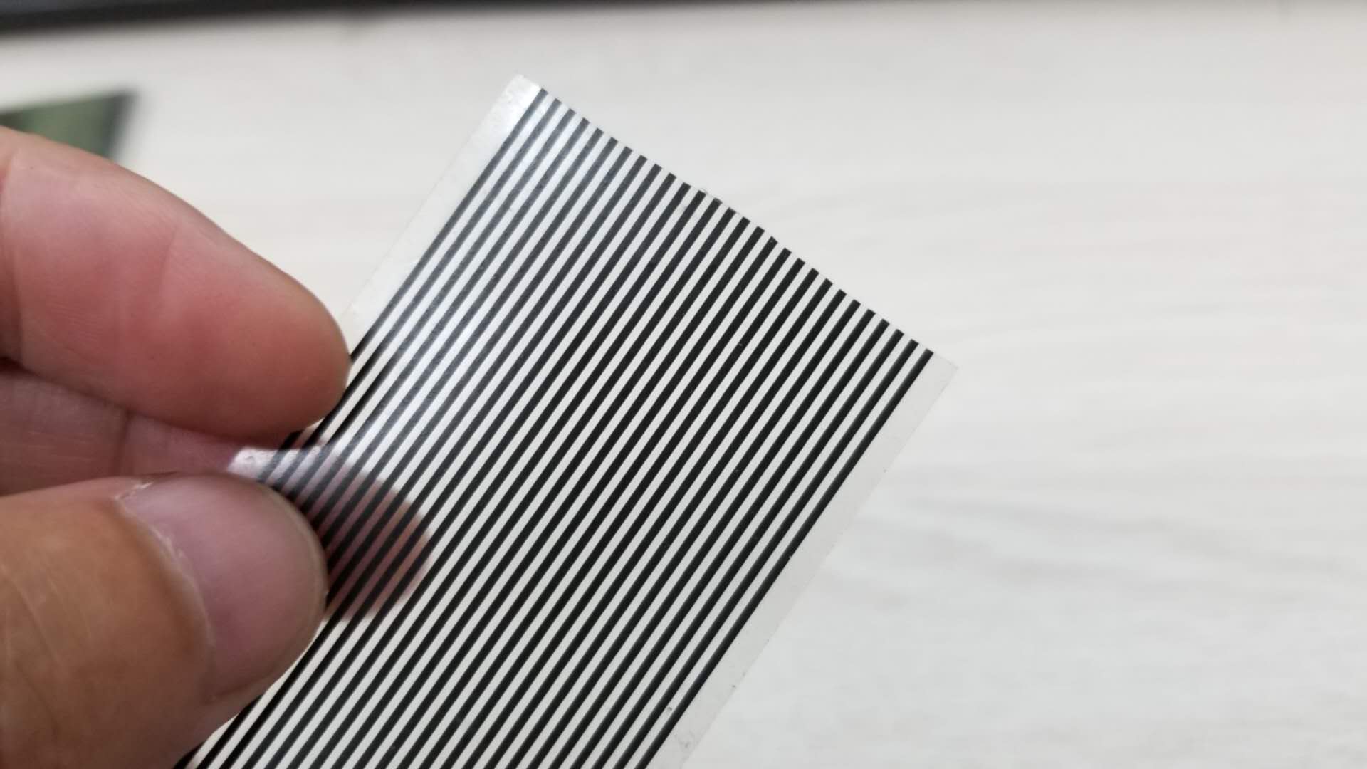 屏幕与排线怎么连接的工作原理,屏幕和主板连接的排线