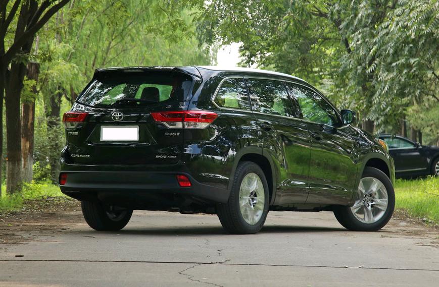 汉兰达2024款内饰布局,内饰汉兰达