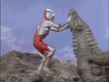 圆谷拍初代奥特曼,圆谷首个多形态奥特曼