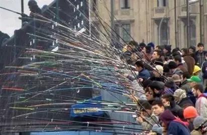 开鱼塘垂钓如何盈利,大爷创业致富项目