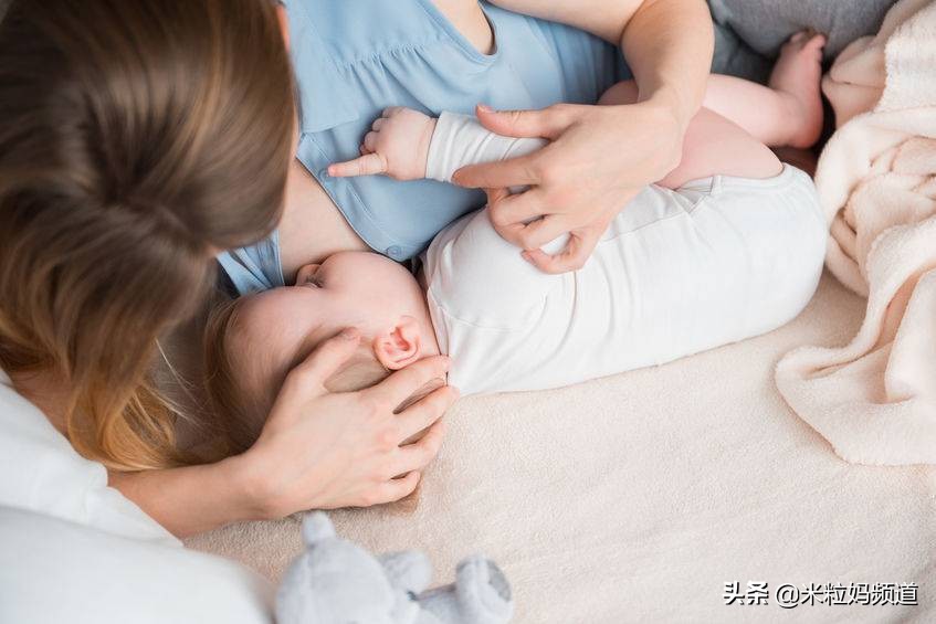 什么时候戒睡前奶,什么时候戒夜奶