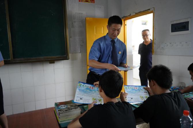 【新时代嘉检人】江小东：扶贫一线的新郎官