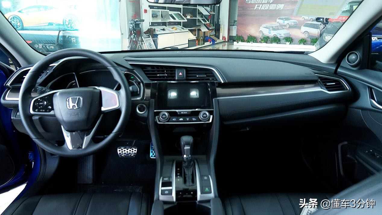 本田思域劲势版最受欢迎颜色,本田思域十一代优点与缺点