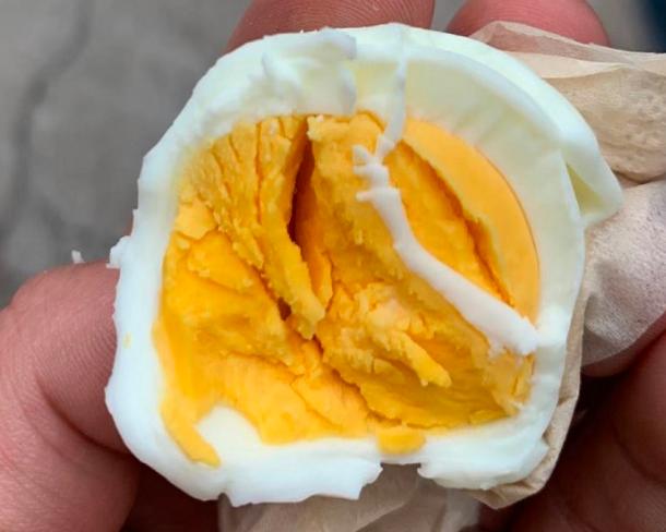 买鸡蛋选红或白壳好,买红壳鸡蛋还是白壳鸡蛋好