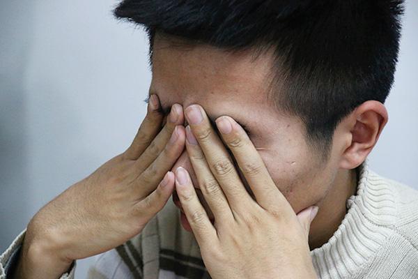 右眼皮一直跳是跳财还是跳灾,左眼皮跳财右眼皮跳灾真正含义