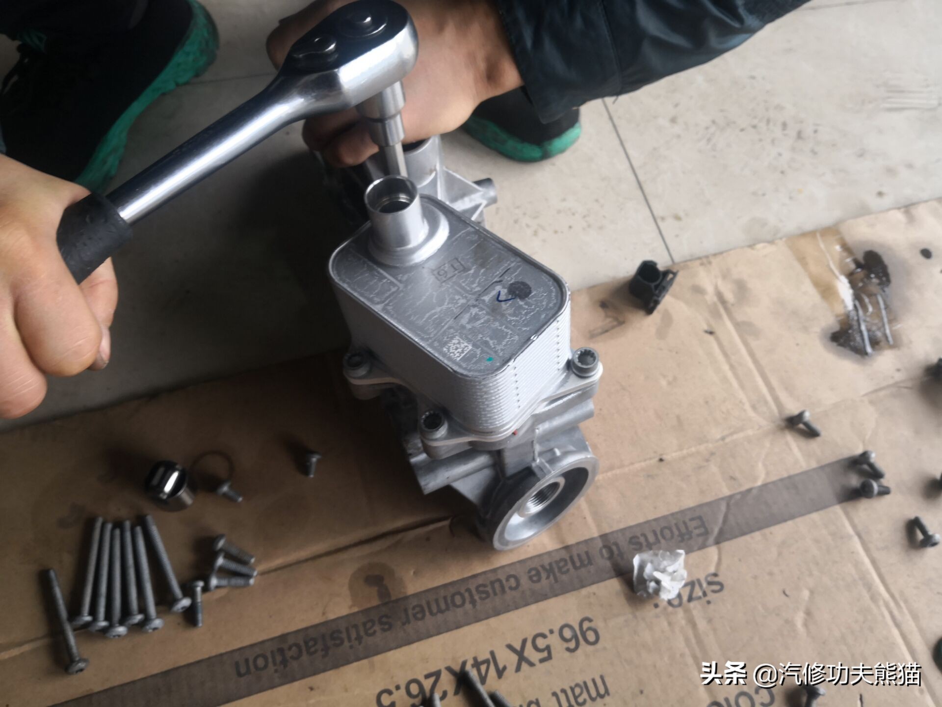 10年斯柯达昊锐1.8t烧机油怎么整,斯柯达昊锐烧机油500公里烧一升