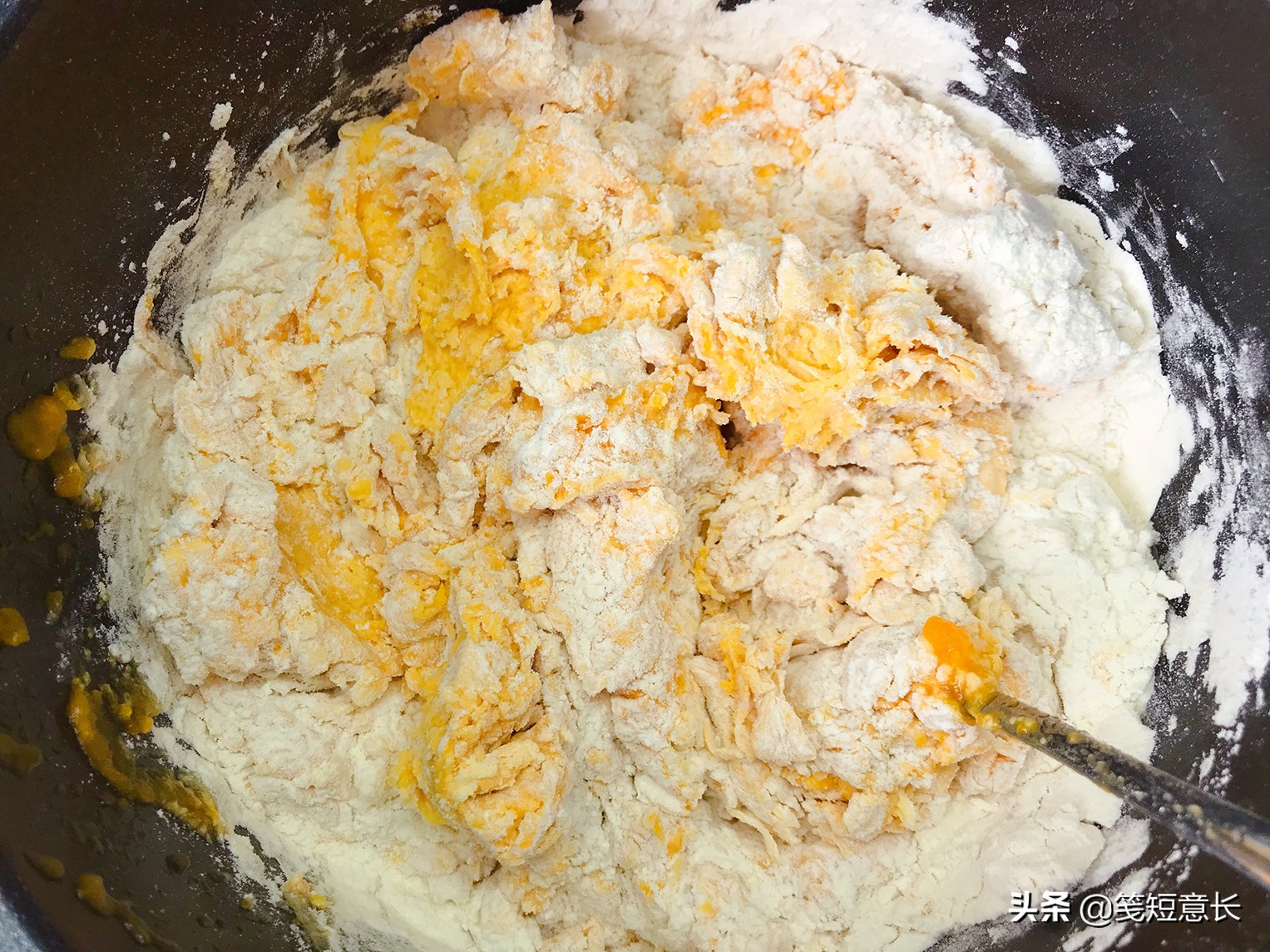 过年谁还吃馒头？土豪快来吃元宝！南瓜面粉，日进斗金，财源滚滚