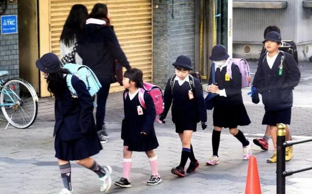 令人震惊的日本教育,日本赤体教育