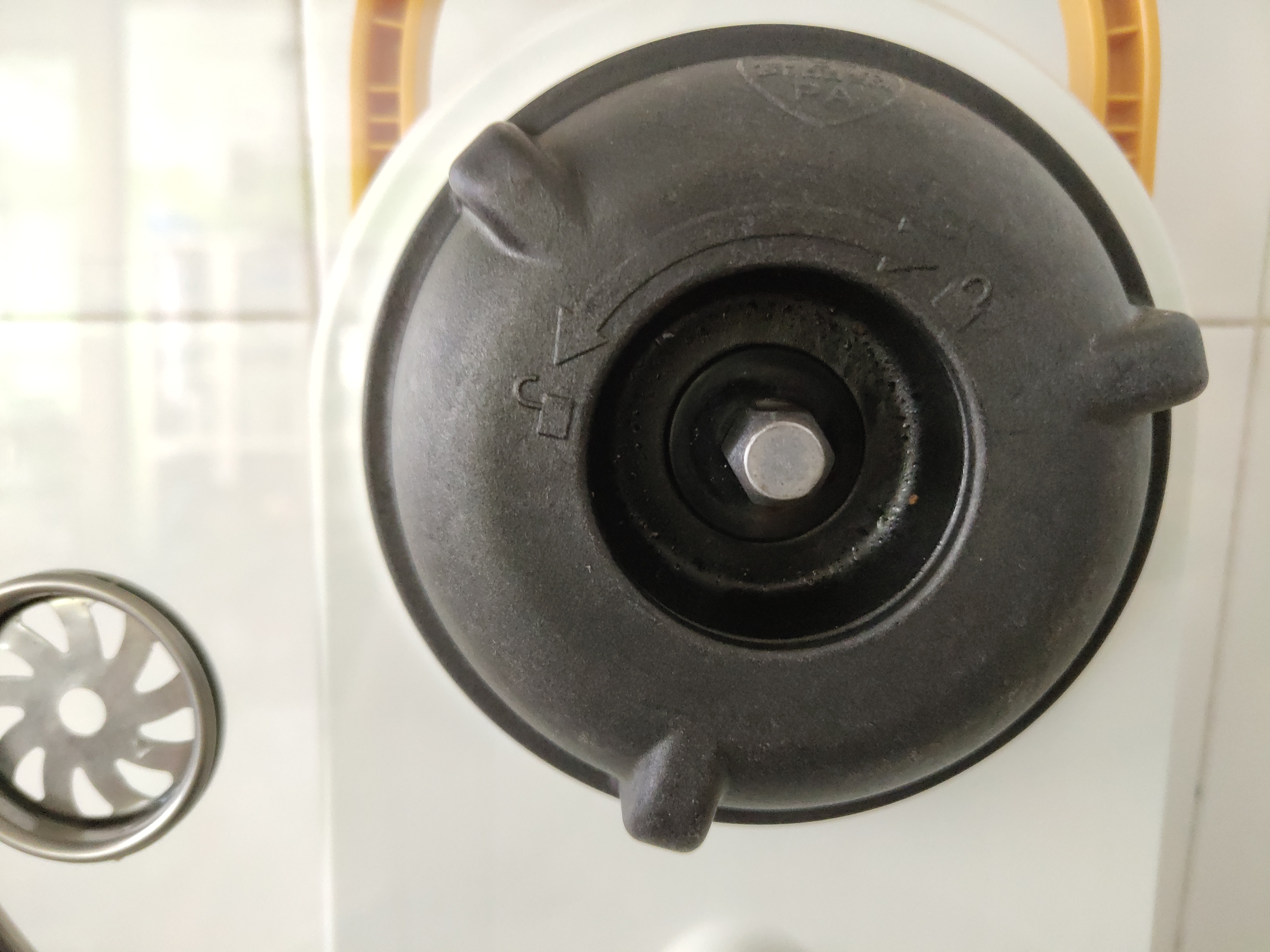 智能炒菜机pk人工,外卖智能炒菜机