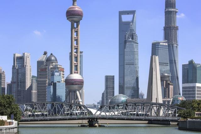 上海楼市，房价是真跌，房企老板急的要命，不过已快到尾声