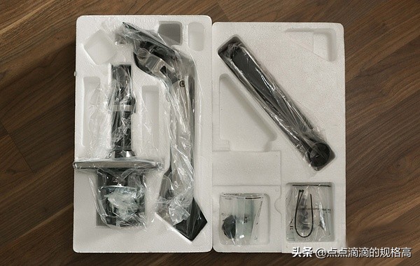 ergotron显示器测评,爱格升ergotron显示器