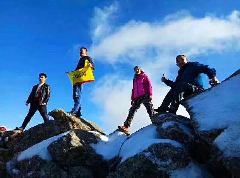 登秦岭之巅赏朱雀秋季美景,登秦岭之巅赏秦岭初秋之美