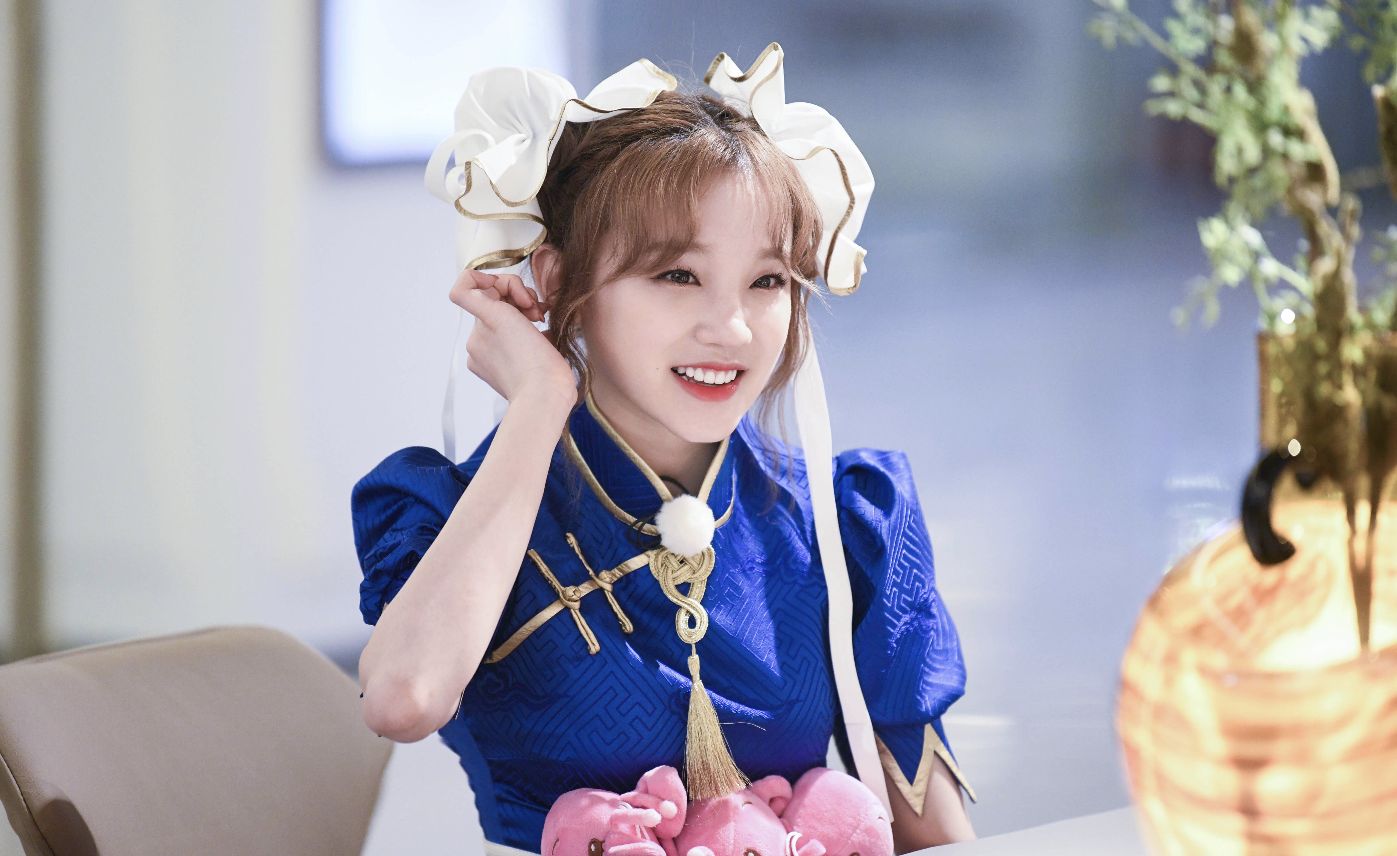 baby扮青蛇美艳绝伦,宋雨琦好看还是angelababy好看