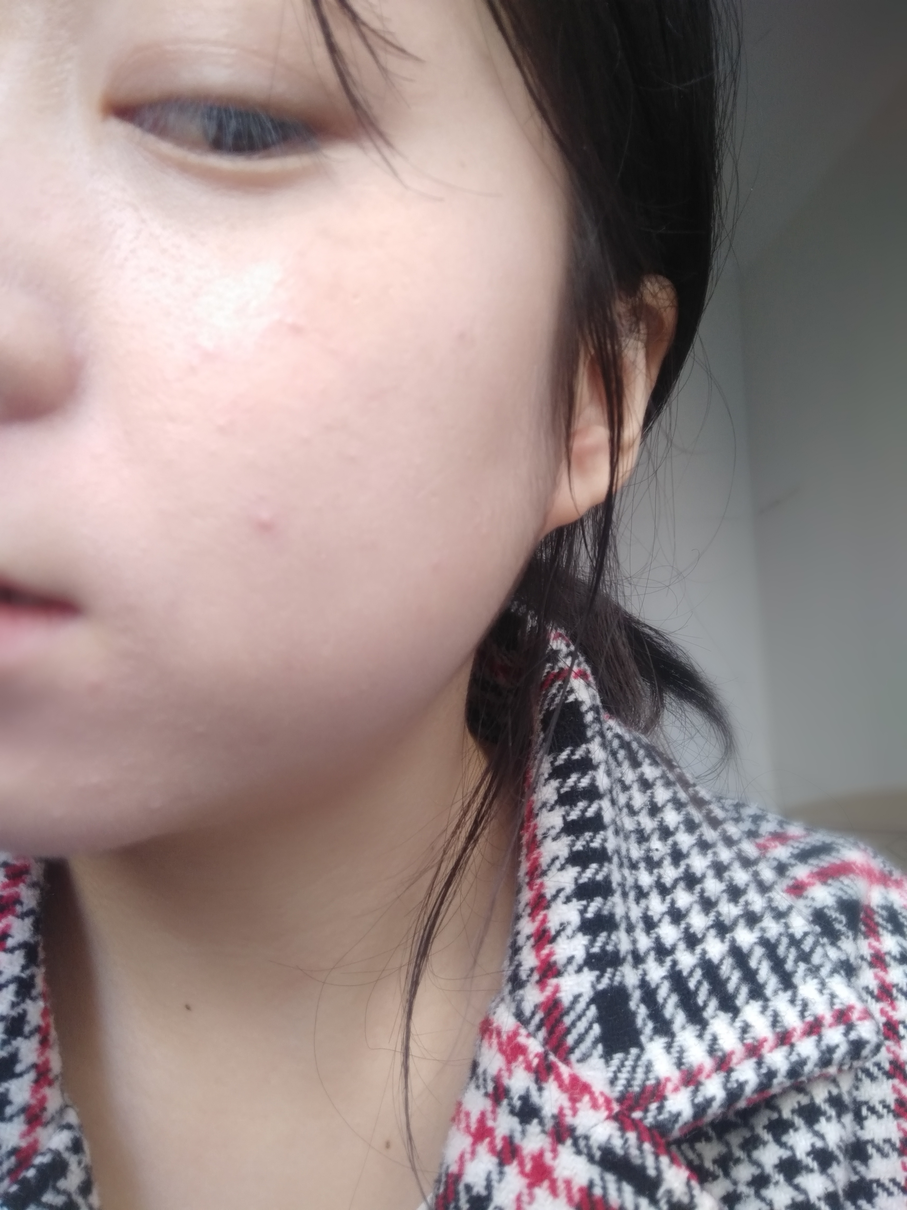 爱敬粉气垫选13还是21,爱敬粉气垫有点灰