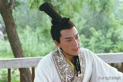 霍去病押解匈奴王子回京,霍去病带俘虏给卫青