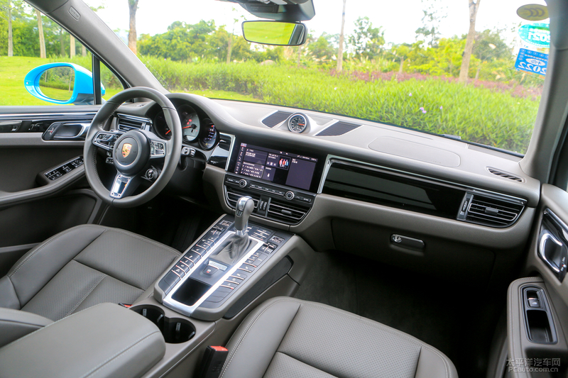 2019款保时捷macans运动suv之选 (2022款保时捷macan s深度试驾2.9t)