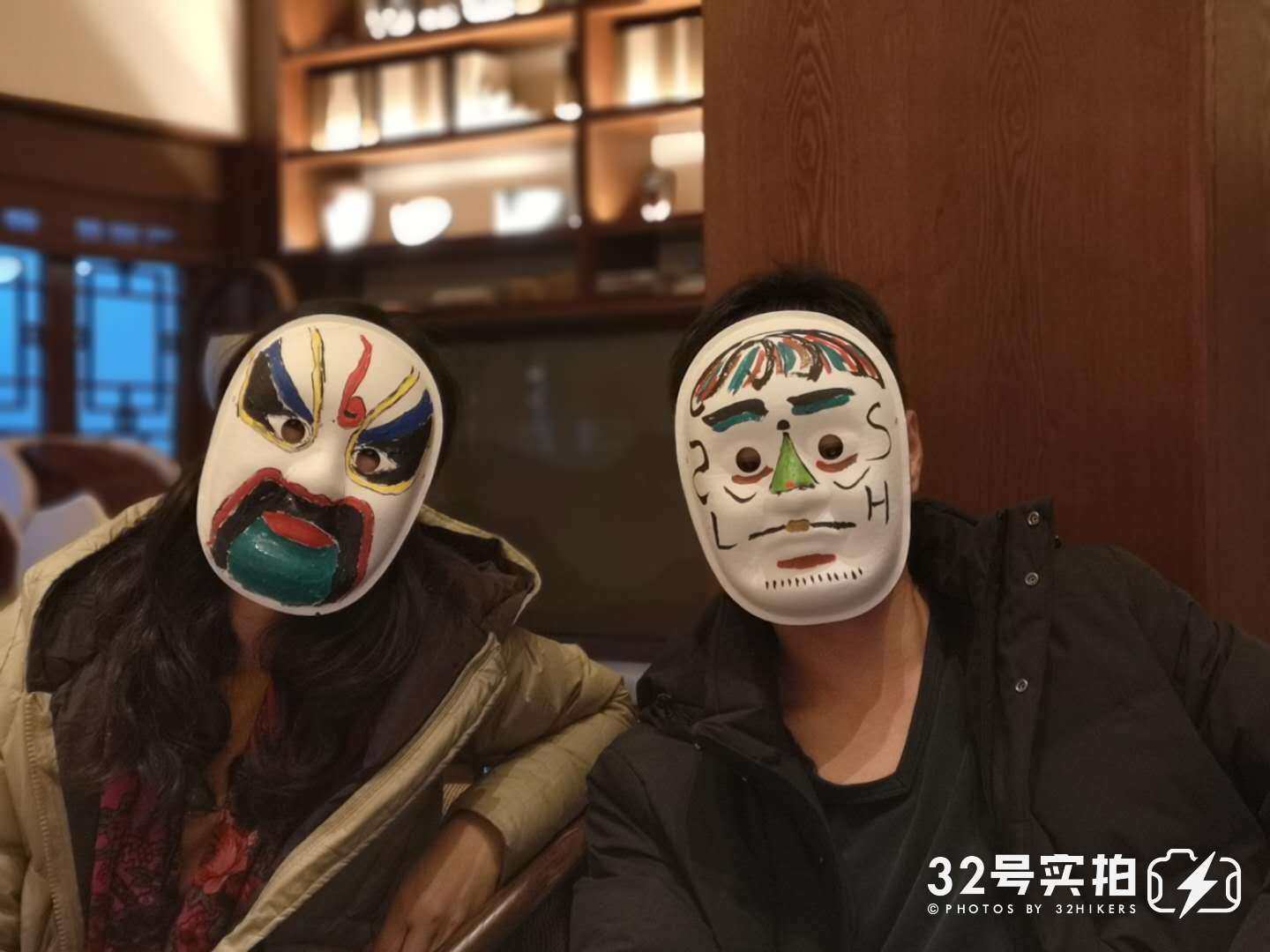 热腾腾麻辣火锅,8d魔幻山城重庆美食街