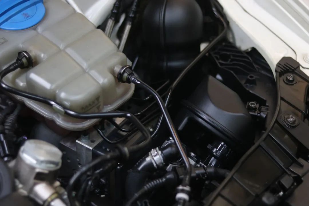 怪兽修车：翻改一辆当年售价百万的奥迪S6，匠心施工，再现完美