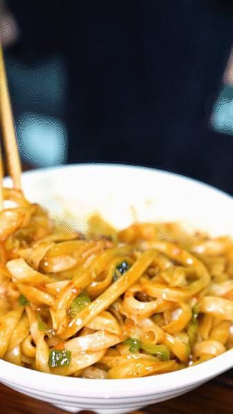 别再问西郊有啥美食了！这个神仙市场也太太太好吃了