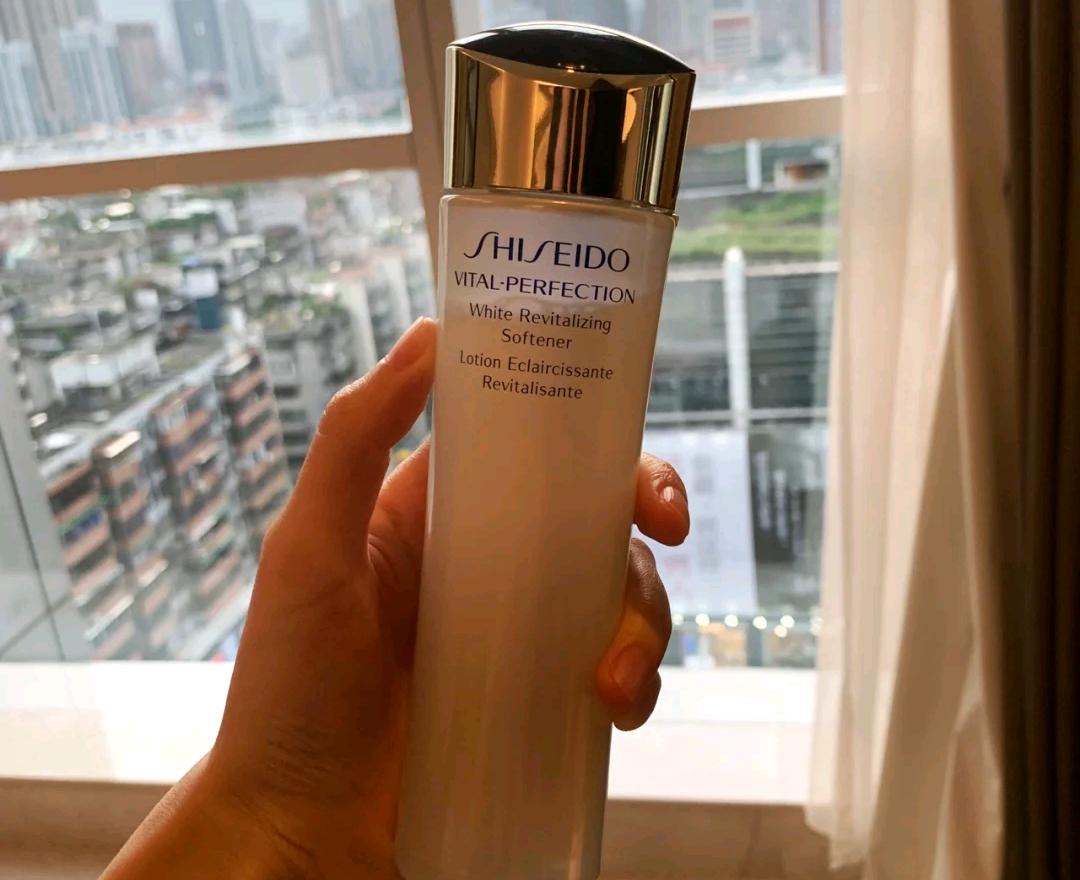 悦薇水乳清爽型的怎么样,50岁女人抗皱保湿水乳推荐