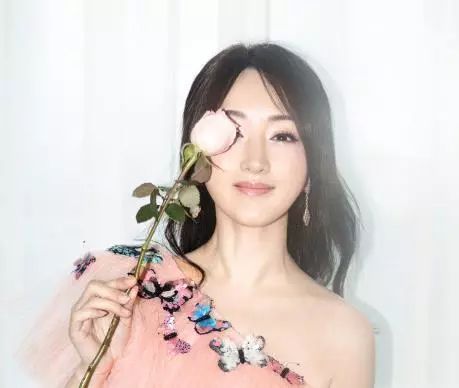 化妆如何才能画骨感妆,化妆怎么画底妆
