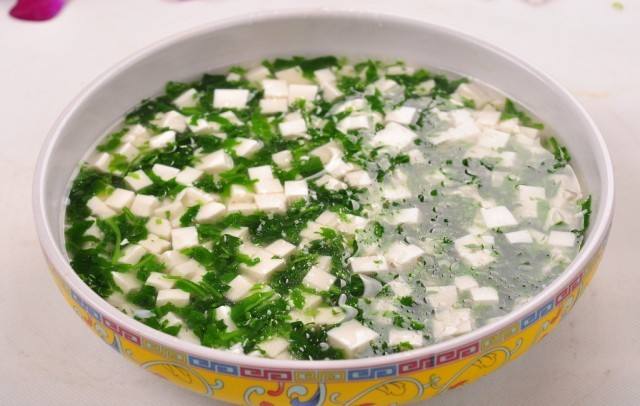 荠菜的功效作用,荠菜的原生图片