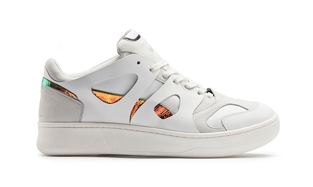 亚历山大麦昆小白鞋彩虹,亚历山大麦昆小白鞋开胶