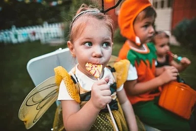 孩子性格倔强不肯服软怎么办,孩子性格犟不听大人的怎么办