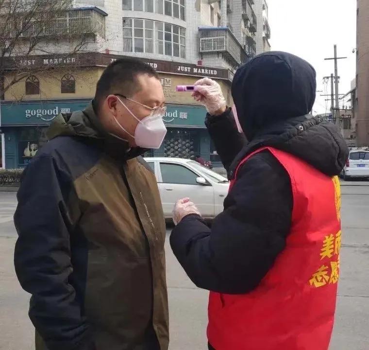河南疫情防控应急志愿服务工作纪实致敬青春力量
