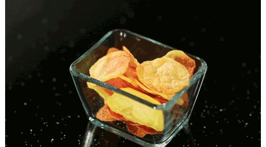 绝大多数吃货不知道的套路，都藏在薯片里（菲李漫画）