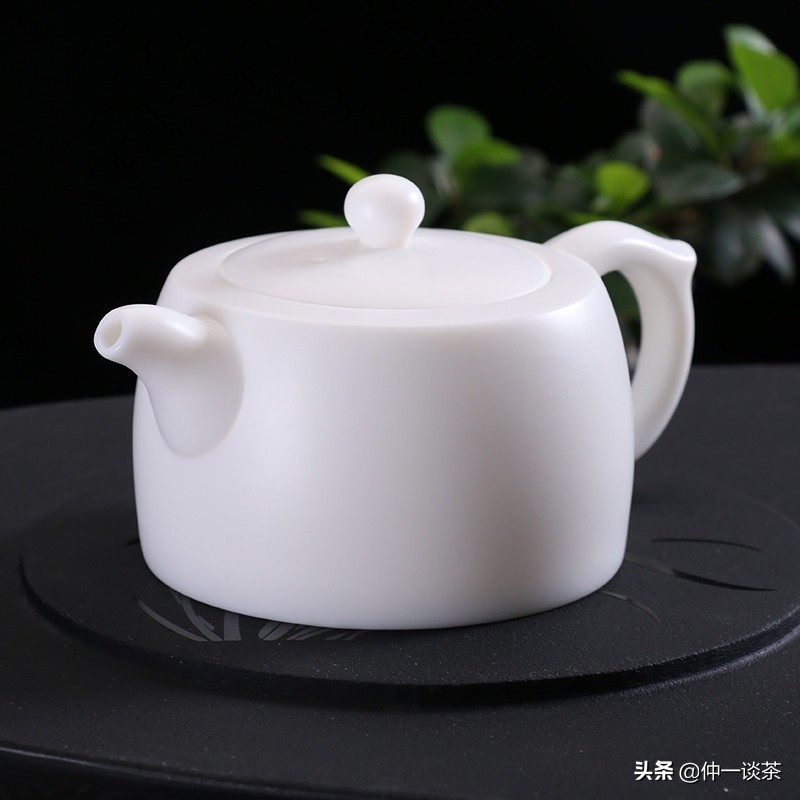 茶具一般挑选什么颜色,茶具选择图案有没有讲求