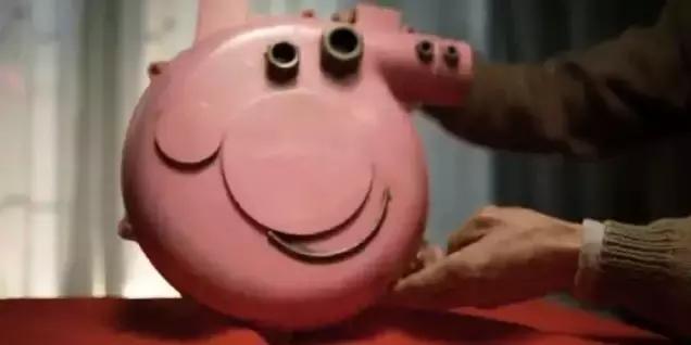 佩奇送朋友礼物,佩奇深夜刷屏深度解析