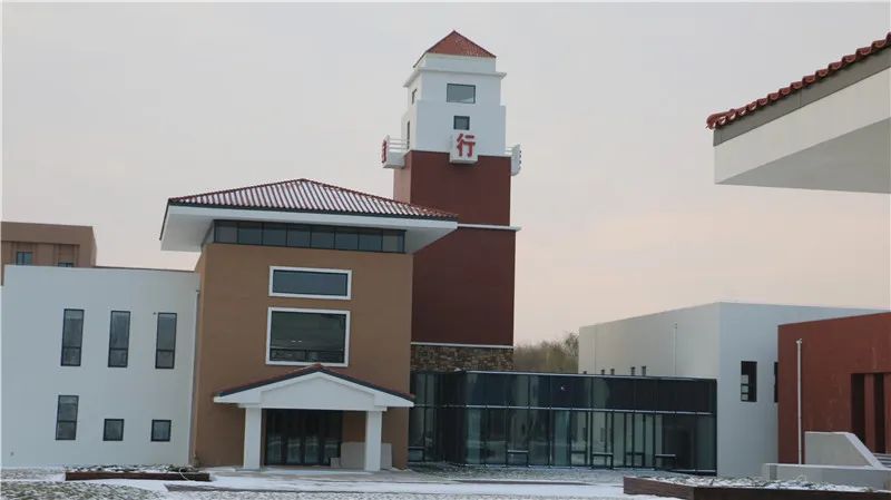 让那熟悉的旋律《绿岛》，带你我推开新学期的大门！