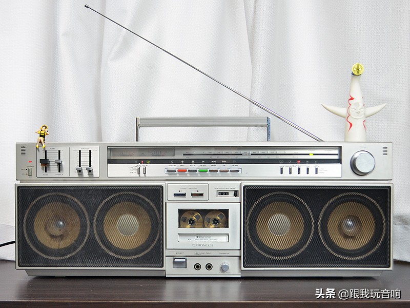 先锋80年代生产的MVH-sk-800立体声扬声器、收音机、录音机